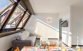Joivy Spacious Apt For 6, Near Train Station And Beach