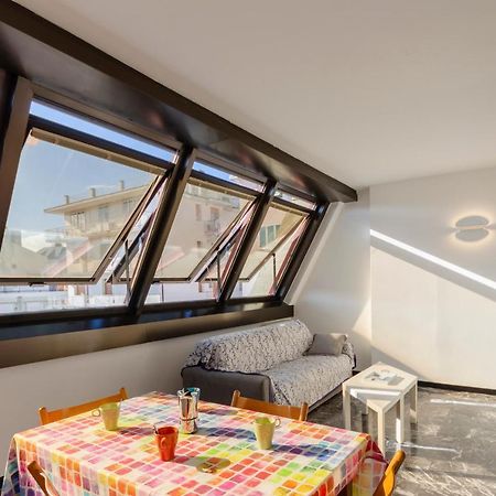 Joivy Spacious Apt For 6, Near Train Station And Beach Sestri Levante Esterno foto