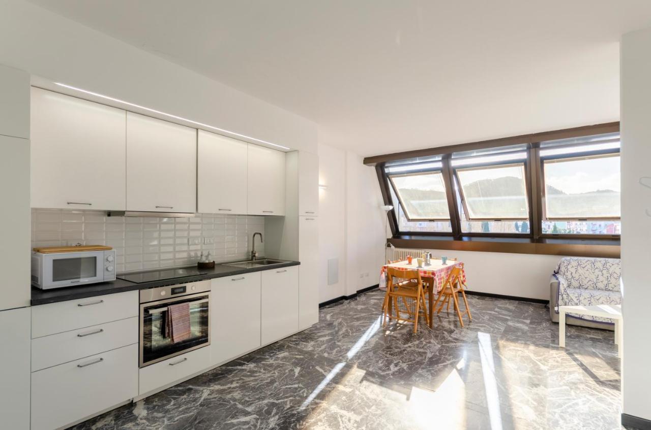 Joivy Spacious Apt For 6, Near Train Station And Beach Sestri Levante Esterno foto