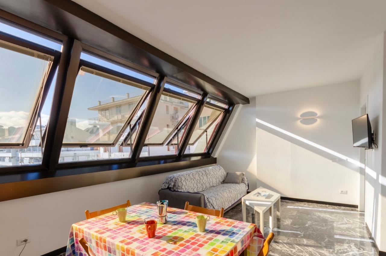 Joivy Spacious Apt For 6, Near Train Station And Beach Sestri Levante Esterno foto